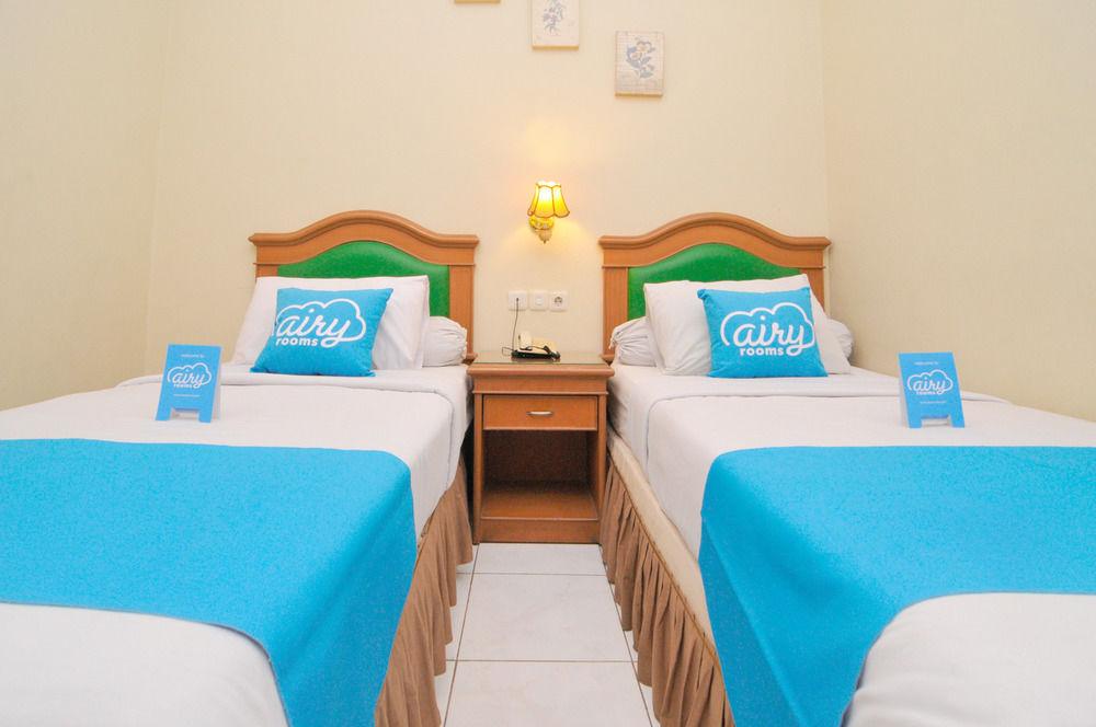 Hotel Maricaya Makassar Buitenkant foto