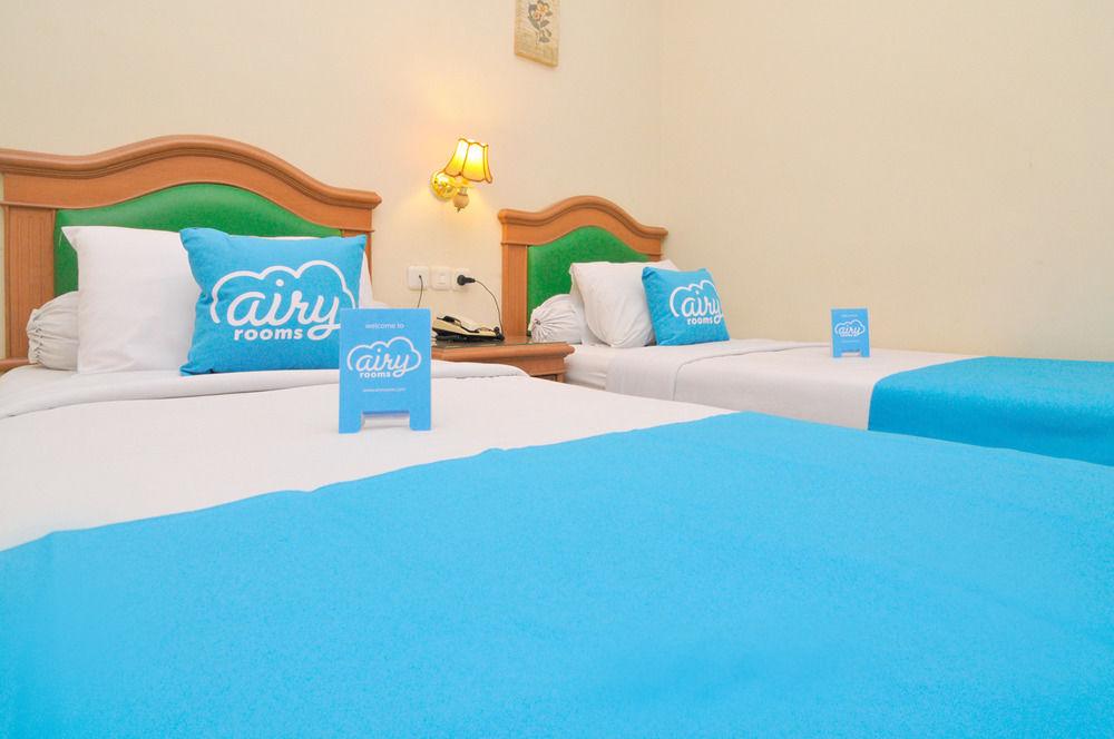 Hotel Maricaya Makassar Buitenkant foto