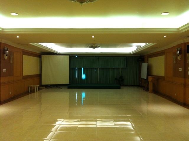 Hotel Maricaya Makassar Buitenkant foto