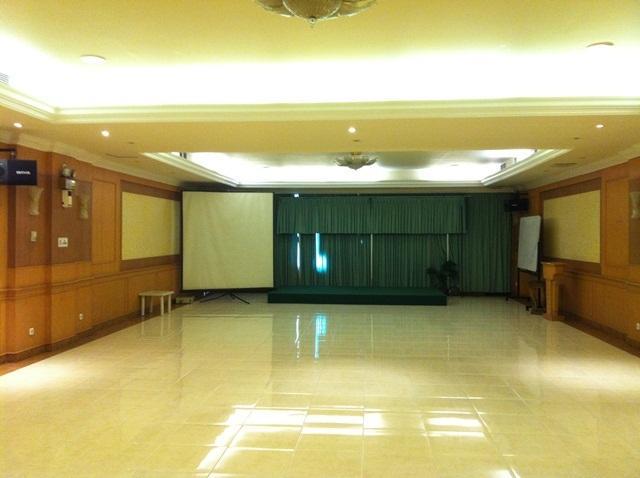 Hotel Maricaya Makassar Buitenkant foto